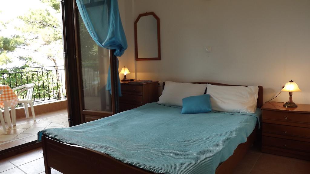 Pefka Studios & Apartments Vourvourou Room photo