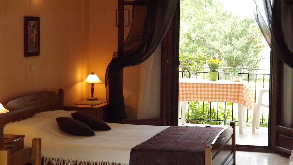 Pefka Studios & Apartments Vourvourou Room photo